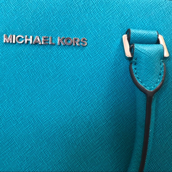 Michael Kors Selma Medium Satchel Bag - Picture 6 of 8